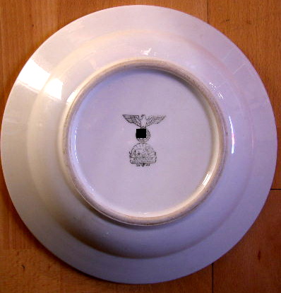 Wehrmacht Heer, Porzellan Essteller 23,5cm. Reichsadler