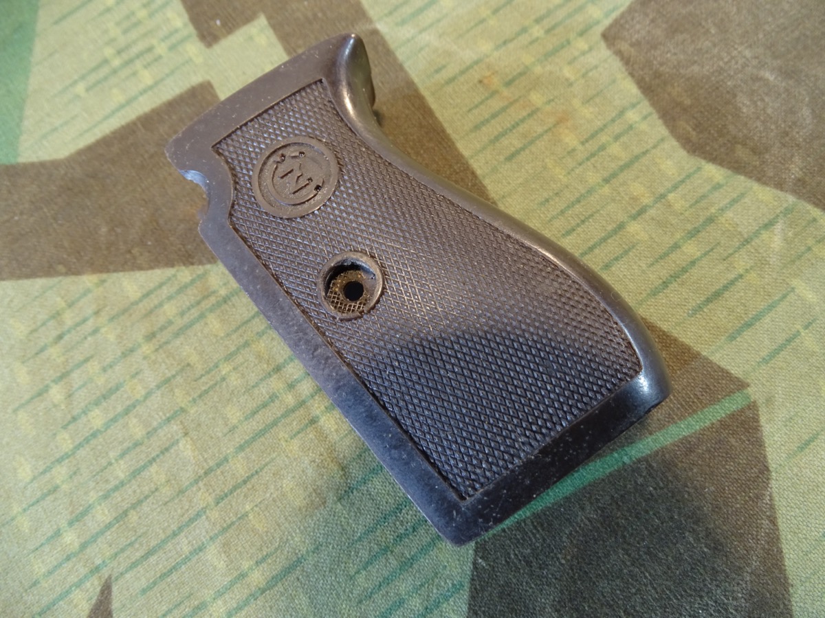 Umlaufende Griffschale P 27 ( t) CZ, Repro