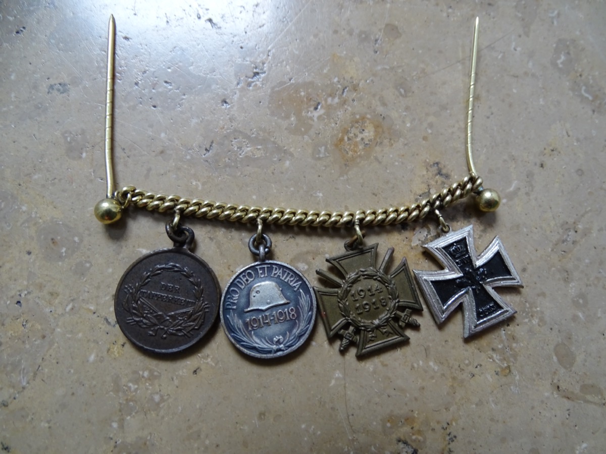 4er Miniaturen Frackkettchen EK 2 1914 etc. Fa. Donner Elberfeld