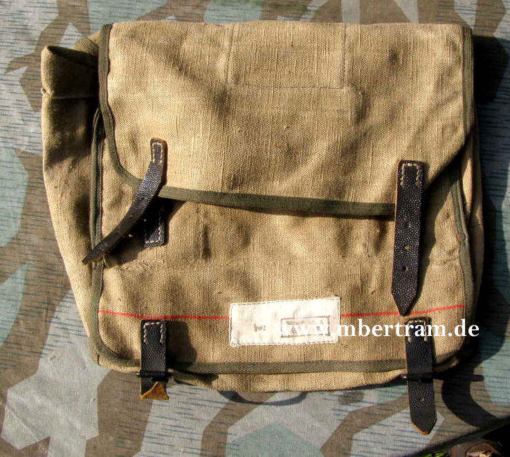 Tasche zur Pferdegasmaske Wehrmacht, Neuwertig !!