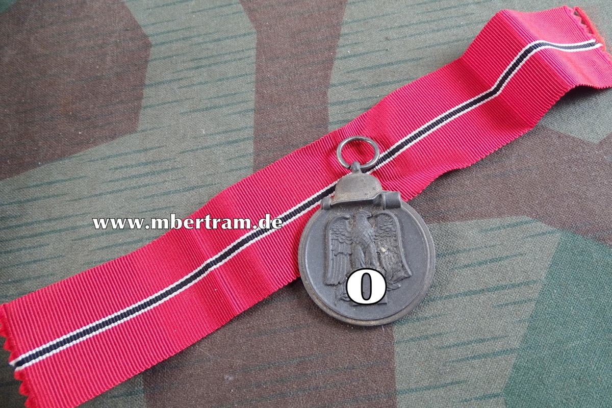 MEDAILLE WINTERSCHLACHT IM OSTEN 1941/42, MIT HERSTELLER: "11 "