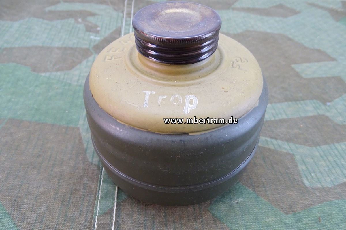 Gasmasken Filter FE 41 Wehrmacht, Tropenausführung,  Afrika Korps, beide Verschlüse