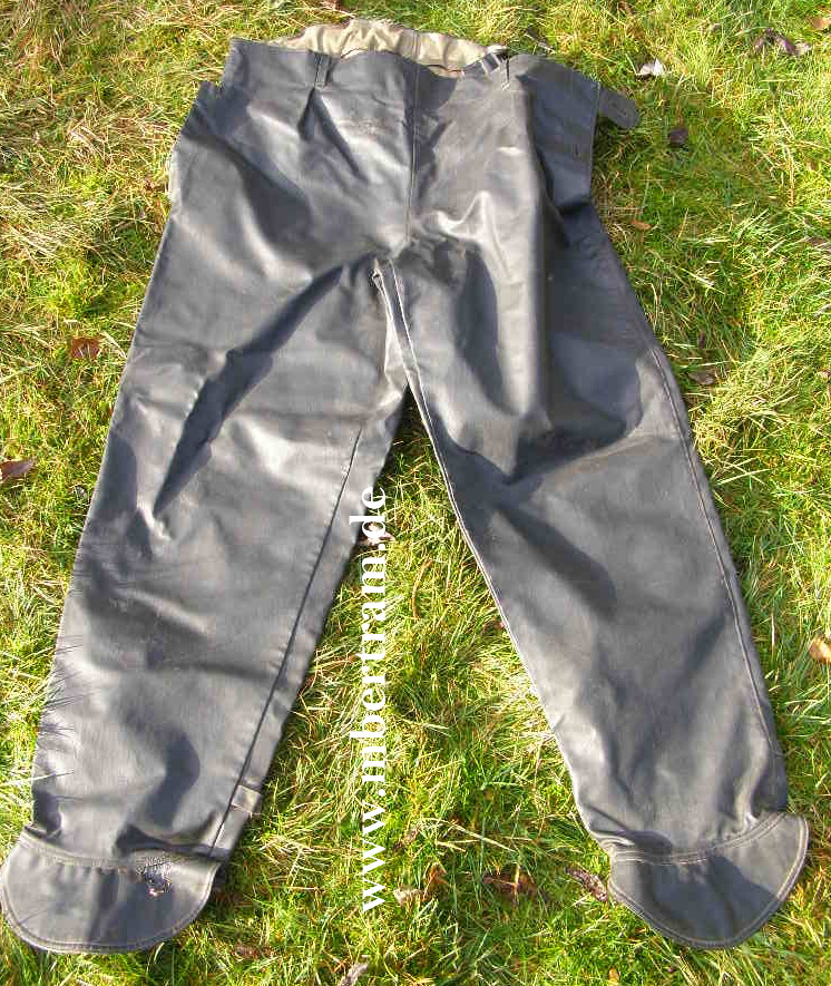 Gummierte Regen Hose f.Kradfahrer, Kriegsmarine, oek 1944