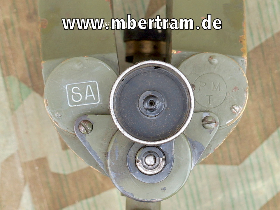 Scherenfernrohr Goerz Bratislava 10x50