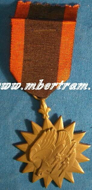 USA Orden: Air Medal komplett am Band
