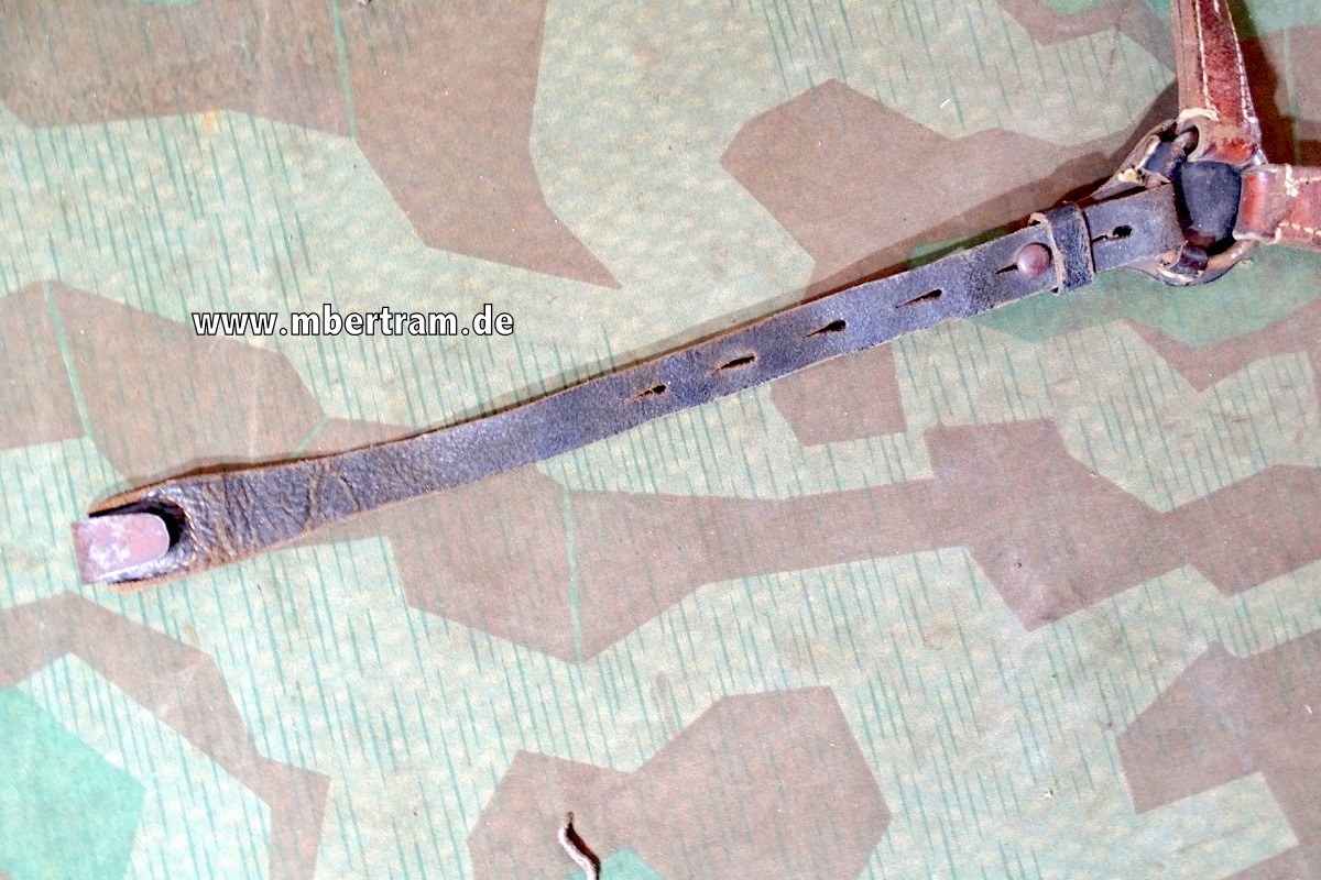 20239-2 Wehrmacht Y-Riemen / Koppeltragegestell, Leder gut beweglich
