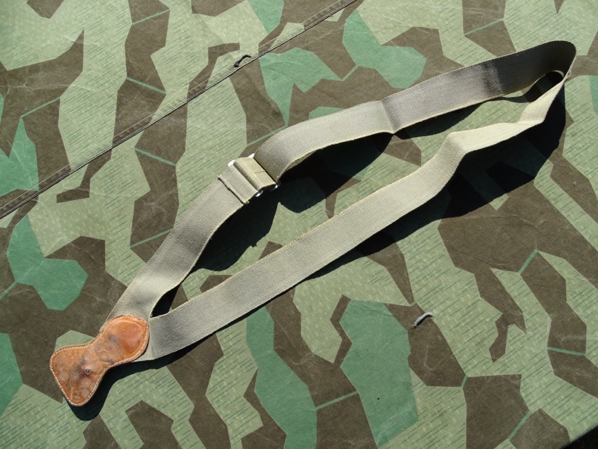 Wehrmacht Blankwaffen Schultergurt,  braunes Leder 