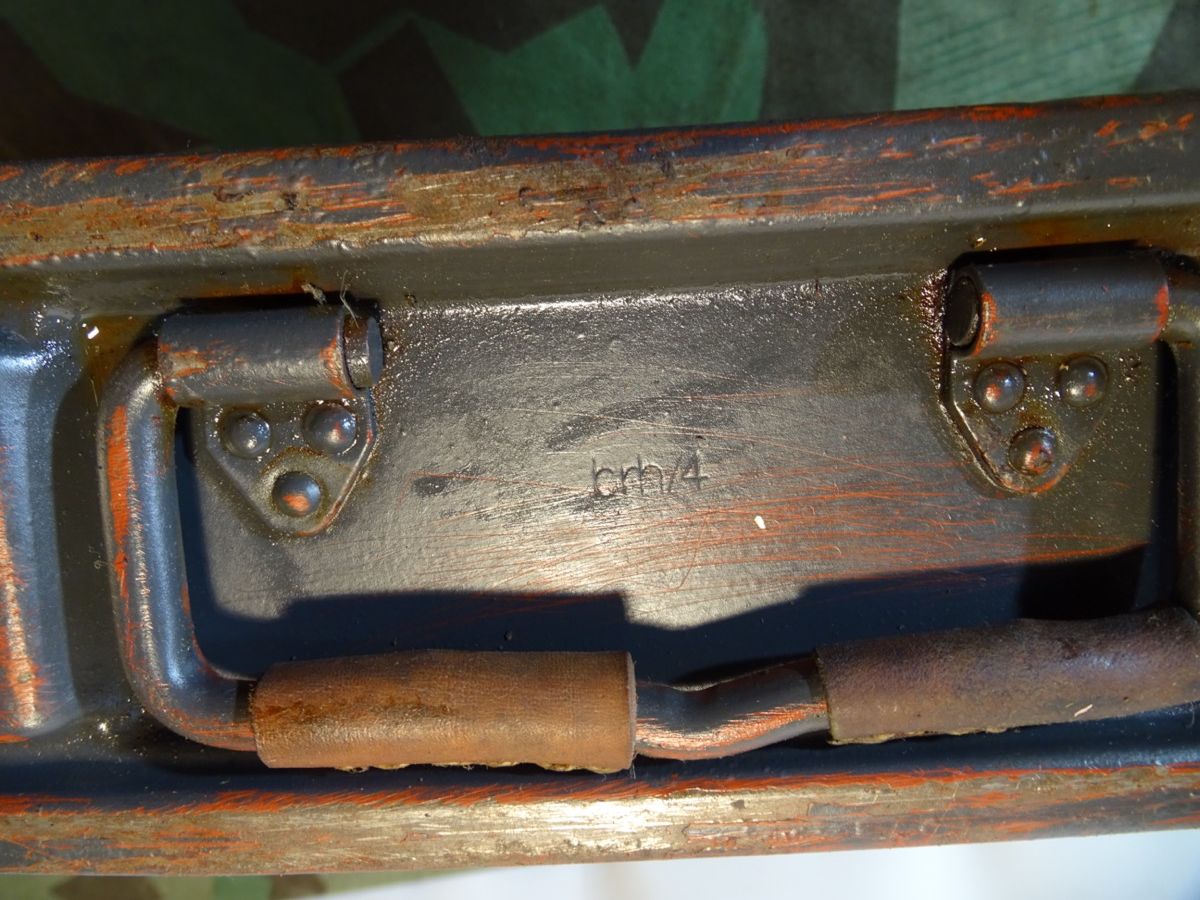 MG 34/42 Patronenkasten 41, Luftwaffe Hst: "brh/4, (1944) "