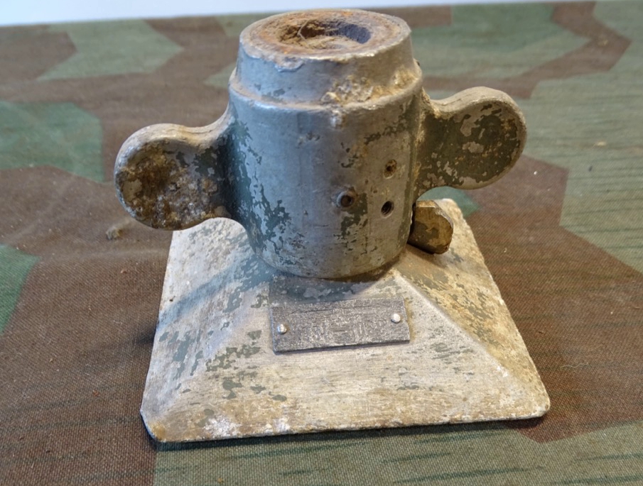 Antennensockel  Wehrmacht,  Tornfu.g, Tornfu.d2 and Torn fu b1