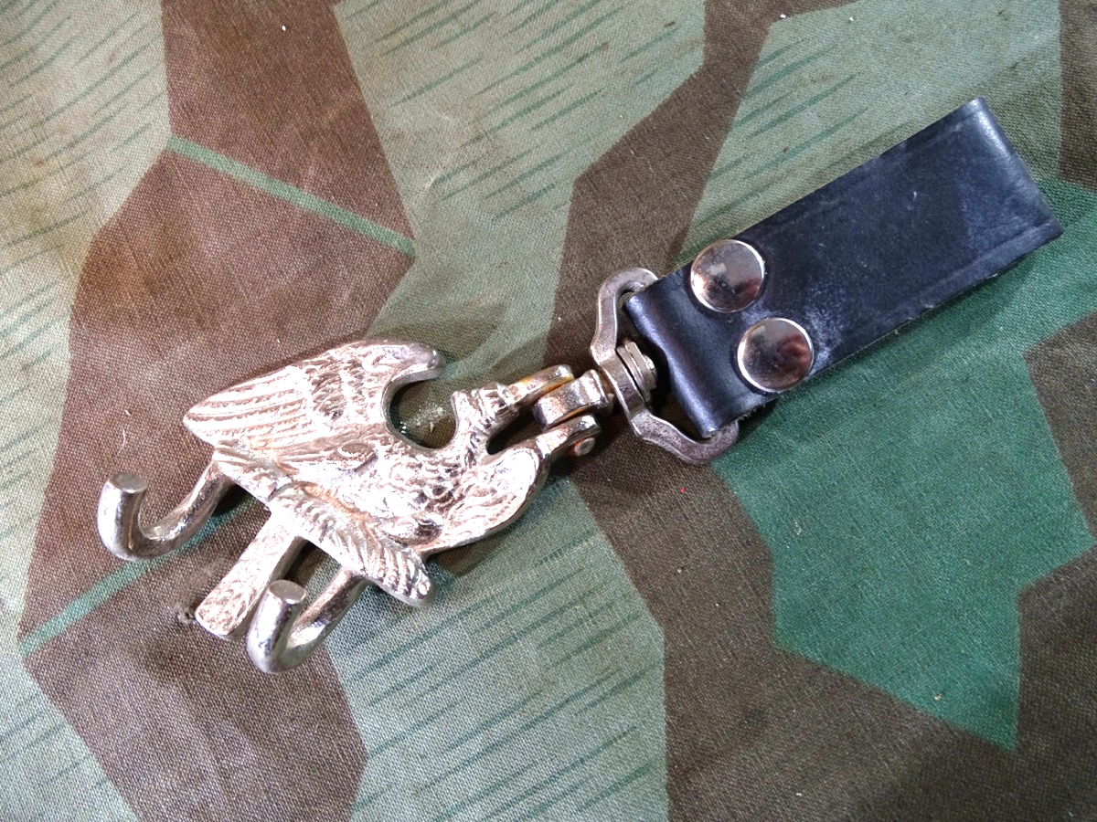 Kaiserreich, originallackierte Militärtrommel mit gekröntem Reichsadler Trommelhaken Kaiserreich, originallackierte Militärtrommel mit gekröntem Reichsadler Trommelhaken