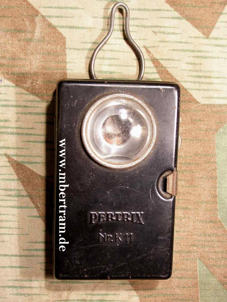 Signaltaschenlampe Wehrmacht Hersteller " Pertrix Nr.11"