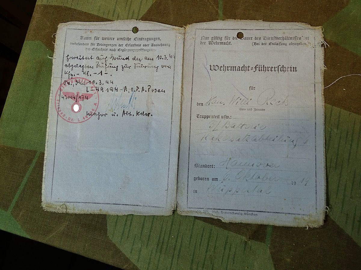 Luftwaffen Führerschein Kannonier Willi R.. aus Wpt.,3 Batterie Flak.ers. Abt. 6 Hannover, Kl.1+2+3,