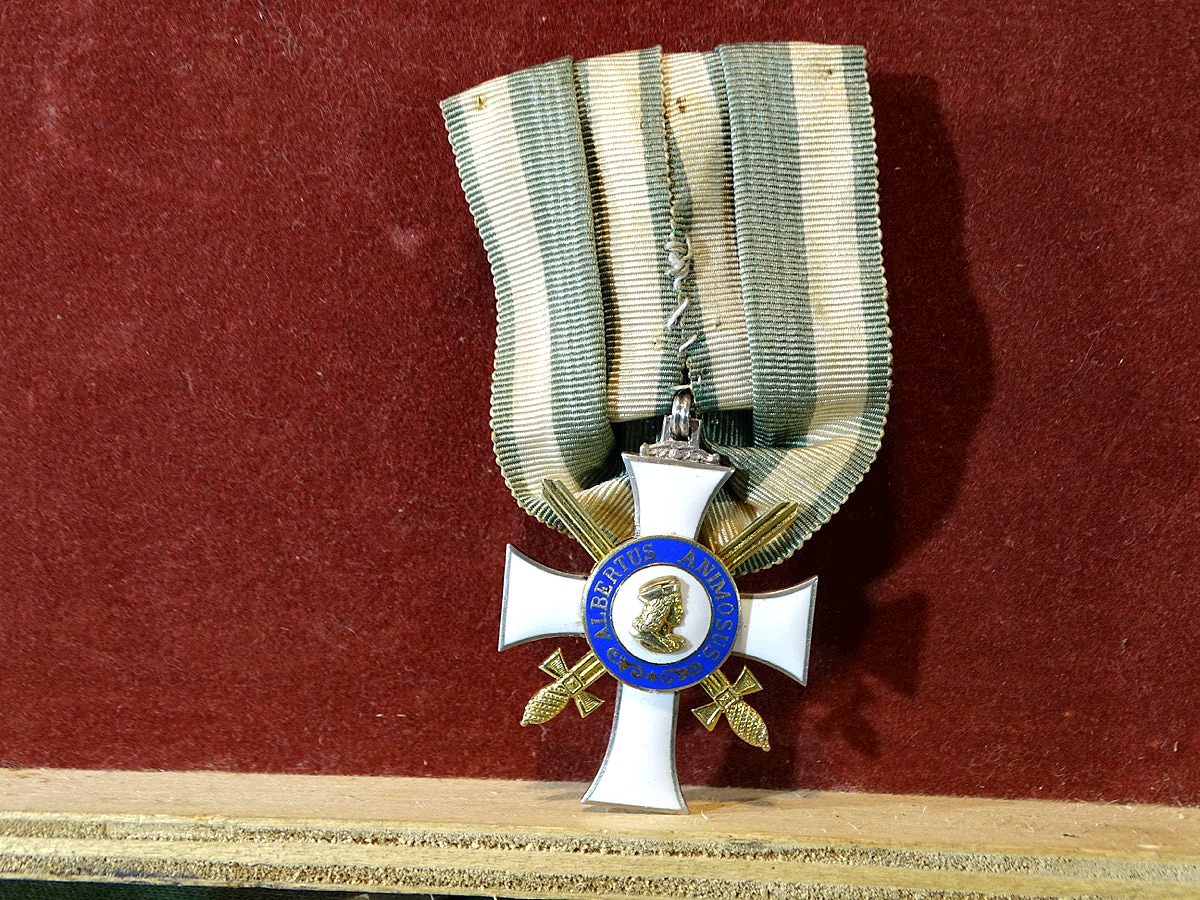 Albrechts Orden Sachsen, Ritterkreuz mit Schwertern 2. Klasse an Einzelspange, Scharfenberg Dresden