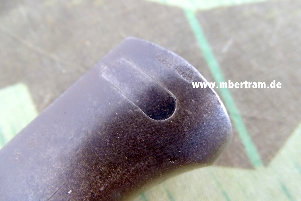 17634-4 Seitengewehr SG 84/98 um 1936, Holzgriffschalen, Repro Scheide