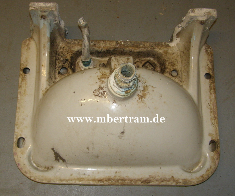 Kleines Bunker Handwaschbecken von 1942. ca. 53x40cm