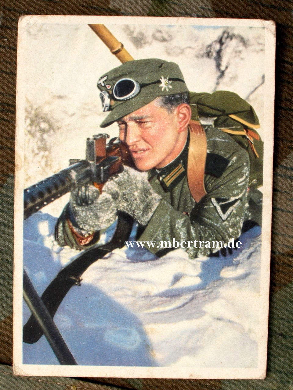 Farbige Propaganda Fotopostkarte, Gebirgsjäger mit MG