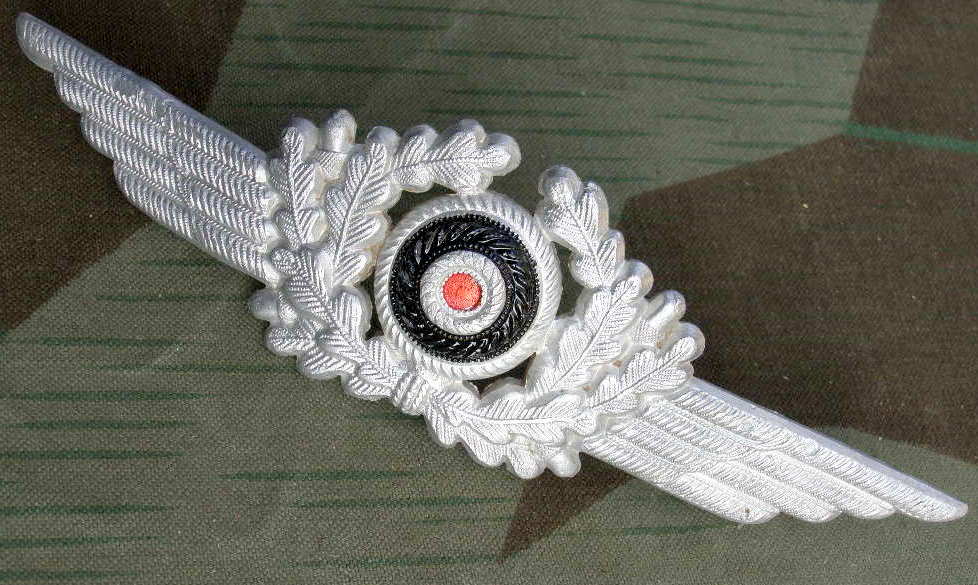 Luftwaffe Schirmmützenschwinge mit Kokarde, Aluminium