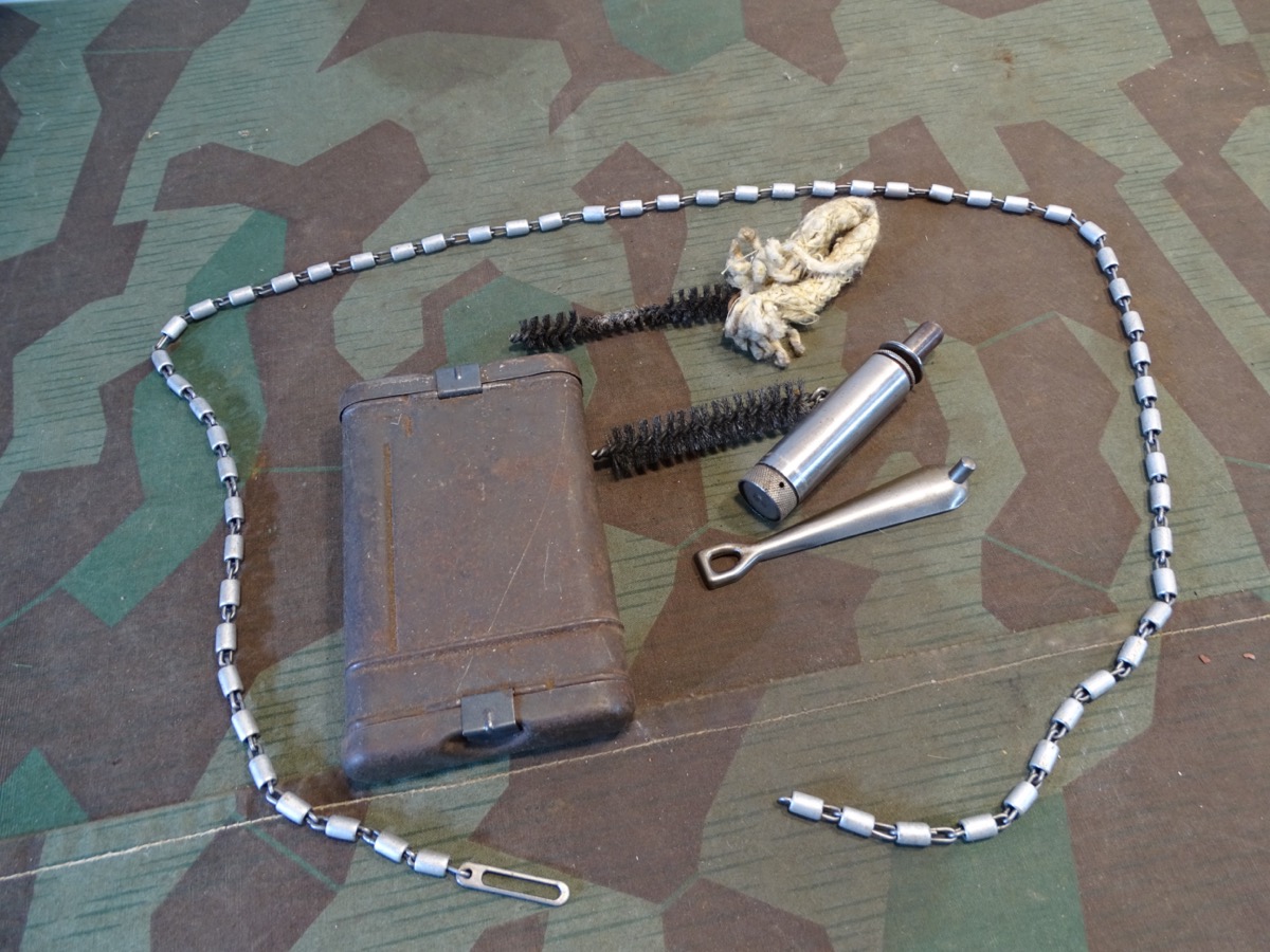 Wehrmacht RG 34 Reinigungsgerät 1944  