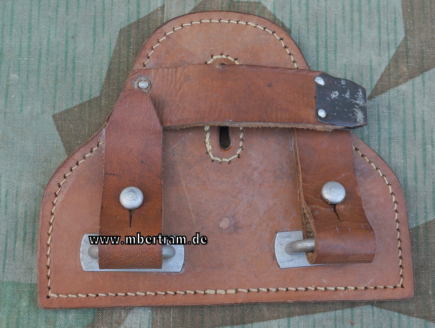 Wehrmacht Kavallerie Halterung Sanitätstasche