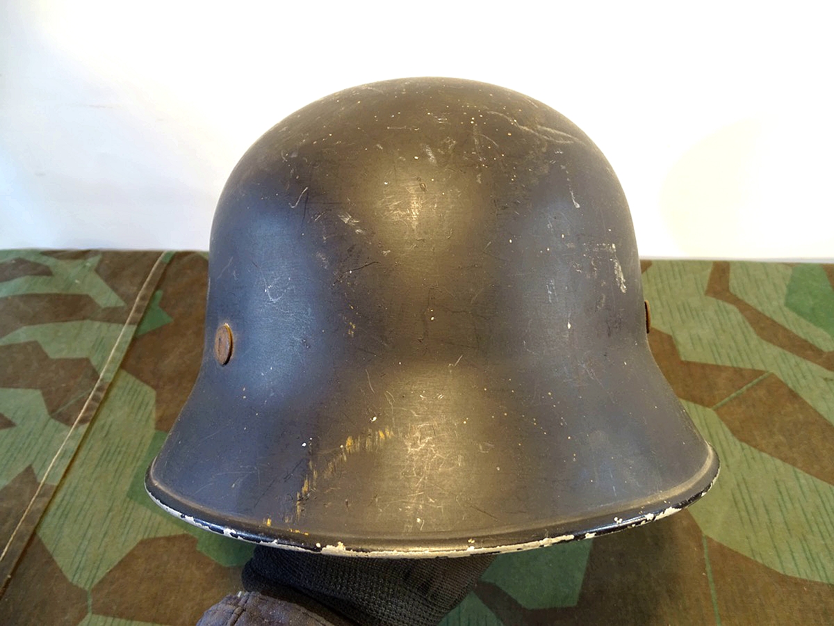 Leichtmetall Feuerwehr Helm 3. Reich mit 2 Repro Kopie Papier Wappen