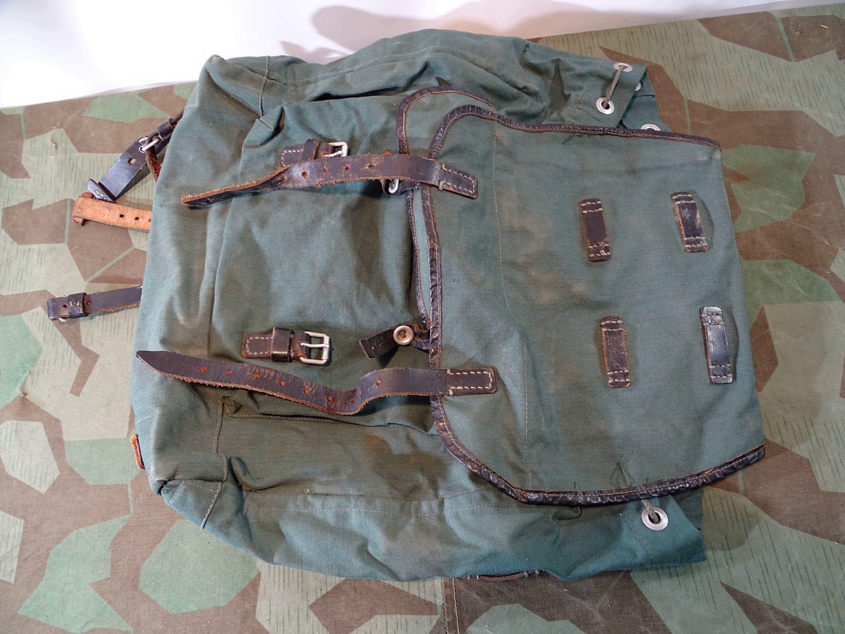 Polizei oder BGS Rucksack baugleich mit  3. Reich Rucksäcken " Weberei Frittlingen 1955"
