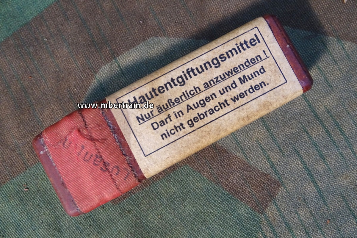 Wehrmacht Gas-Hautentgiftungsmittel Losantin, von 1936, roter Ring