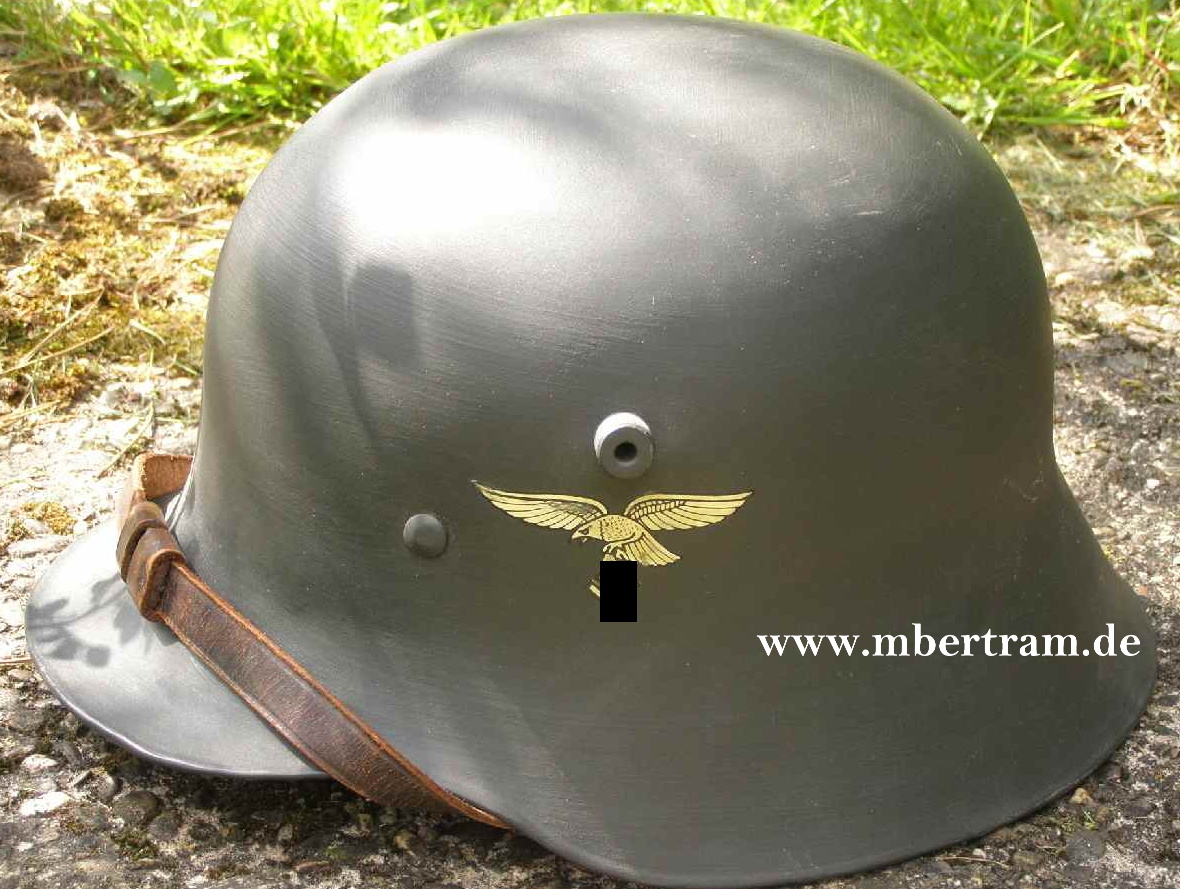 Replik: Luftwaffen Stahlhelm, 1.WK Mod. m. LW Adler 1. Form