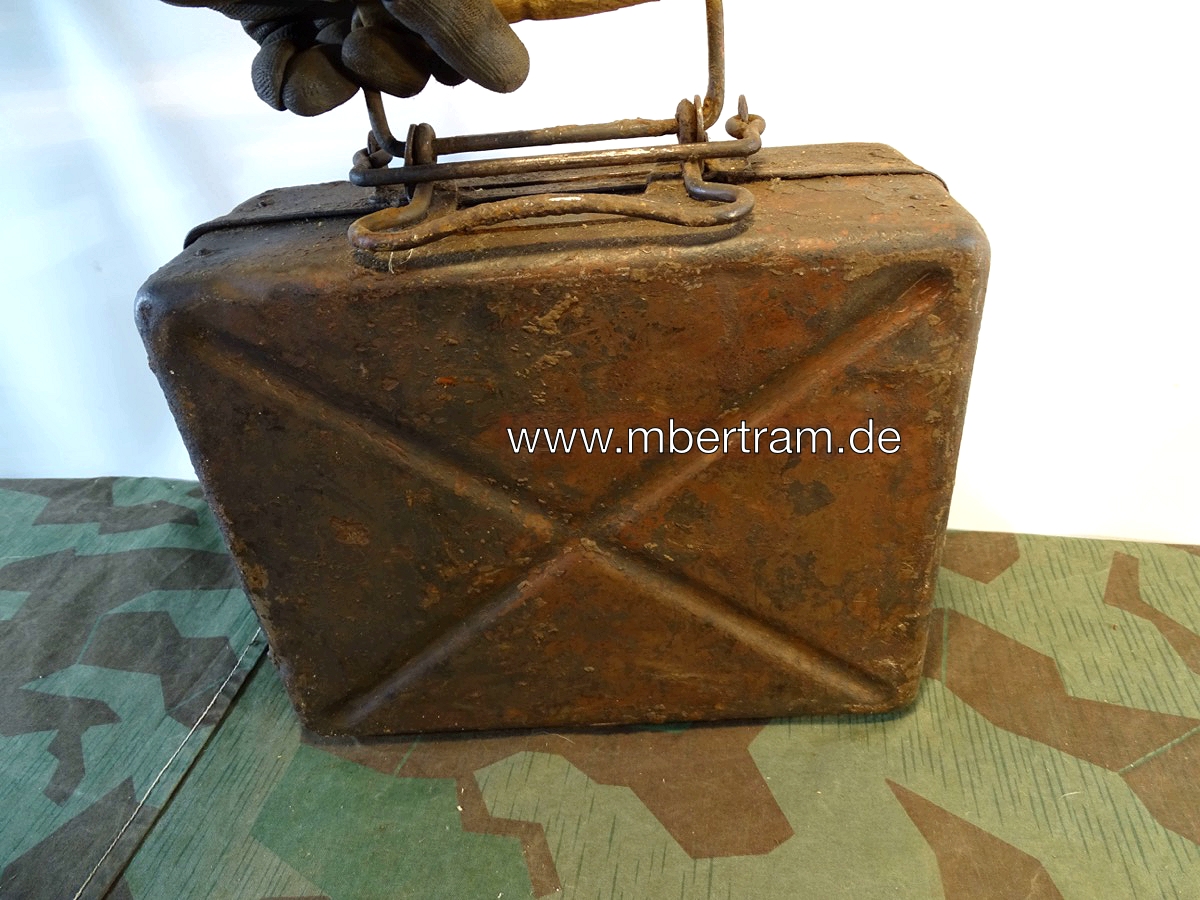 Wehrmacht Transportkasten für 5 cm Wurfgranate 36.