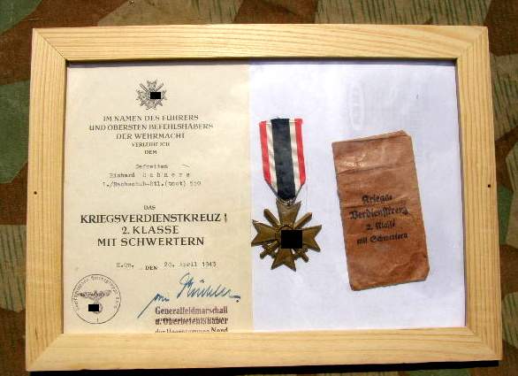KvK2. 39 u.Urkunde u.Tüte, Signatur Gen Feldm. V. Küchler