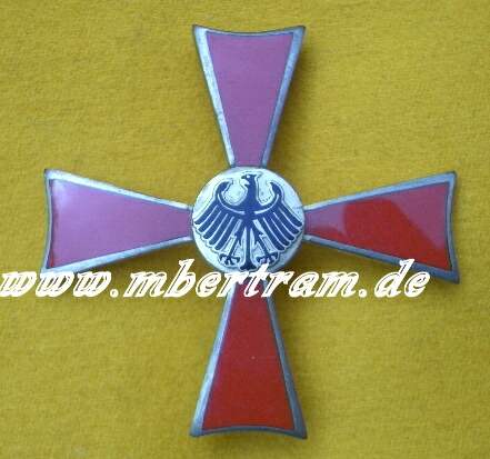 BRD - Bundesverdienstkreuz Steckkreuz, Tragenadel.