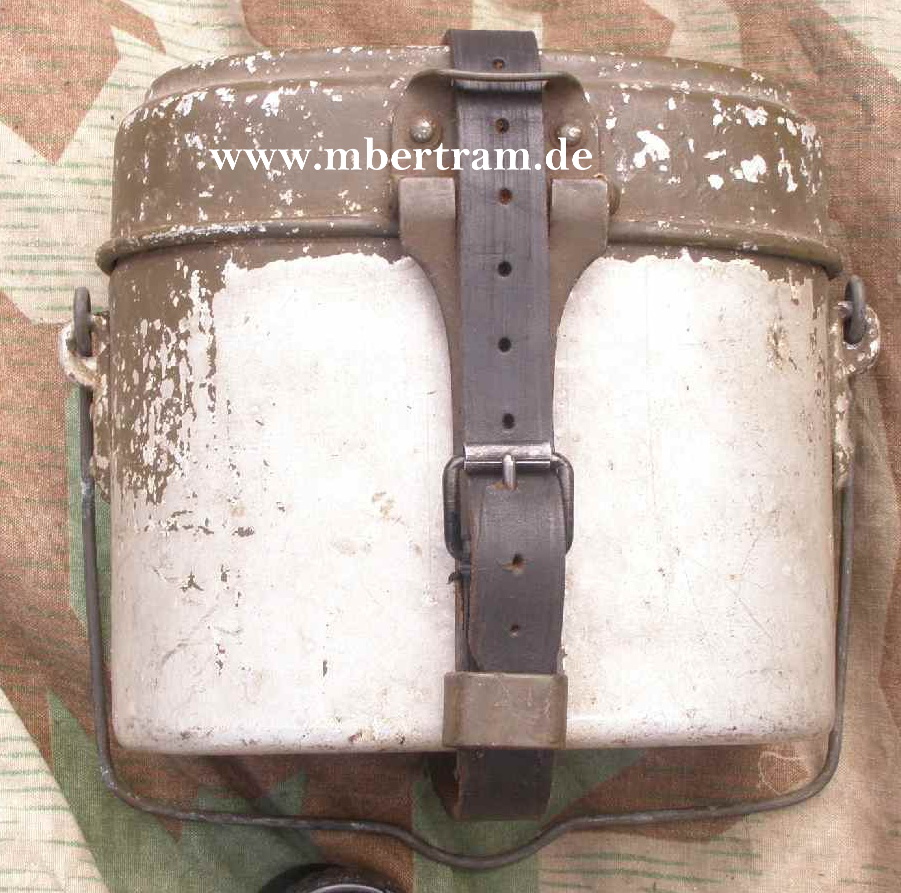 Spâtes Kochgeschirr WH 1944, 35% Lack, MN 44, Packriemen