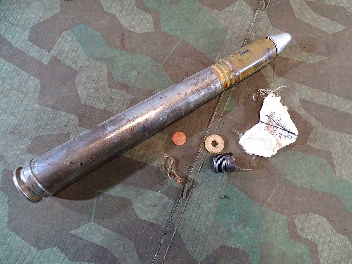 3,7 cm Deko Flak Spreng Patrone mit Stahlhülse, Aluzünder, Pulverbeutel, Leuchtspurschraube