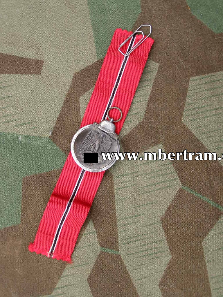 Medaille Winterschlacht im Osten 1941/42, mit Band