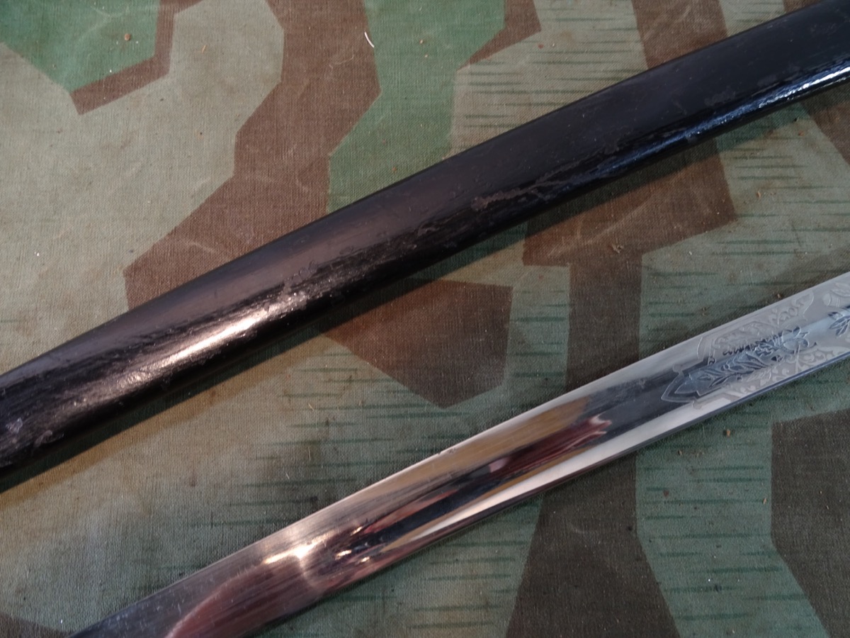 Garde Artillerie Säbel von WKC mit sehr schöner Ätzung " Reiter Abt. 4 Garde Artillerie Feld Art. Rgt." Garde Artillerie Säbel von WKC mit sehr schöner Ätzung " Reiter Abt. 4 Garde Artillerie Feld Art. Rgt."
