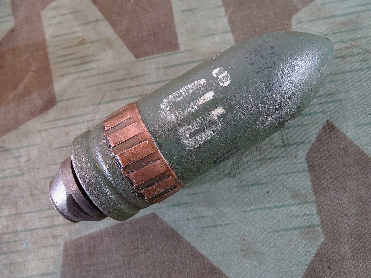 3,7cm Panzer ÜB Flak Geschoss, Granate mit Messinghülse 3,7cm Panzer ÜB Flak Geschoss, Granate mit Messinghülse