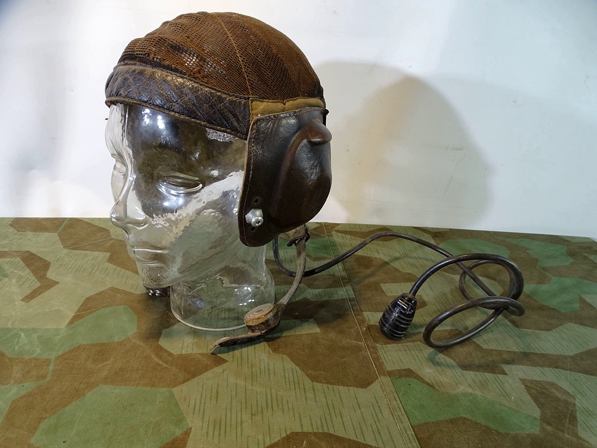 KLASSISCHE JAGDFLIEGER PILOTEN-NETZ- KOPFHAUBE L Kp N 101 mit Kabeln, Gr. 59