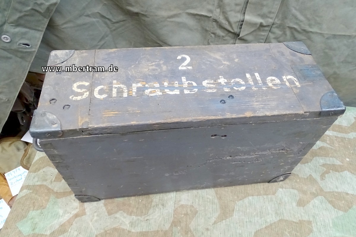 Wehrmacht Kavallerie Packkiste Schraubstollen Nr. 2