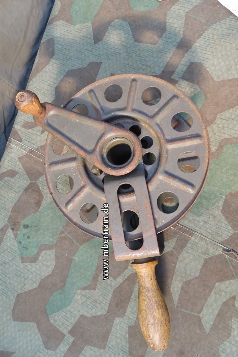Wehrmacht / Waffen SS: Großer Handabroller für Sprengdraht "DZ",1939
