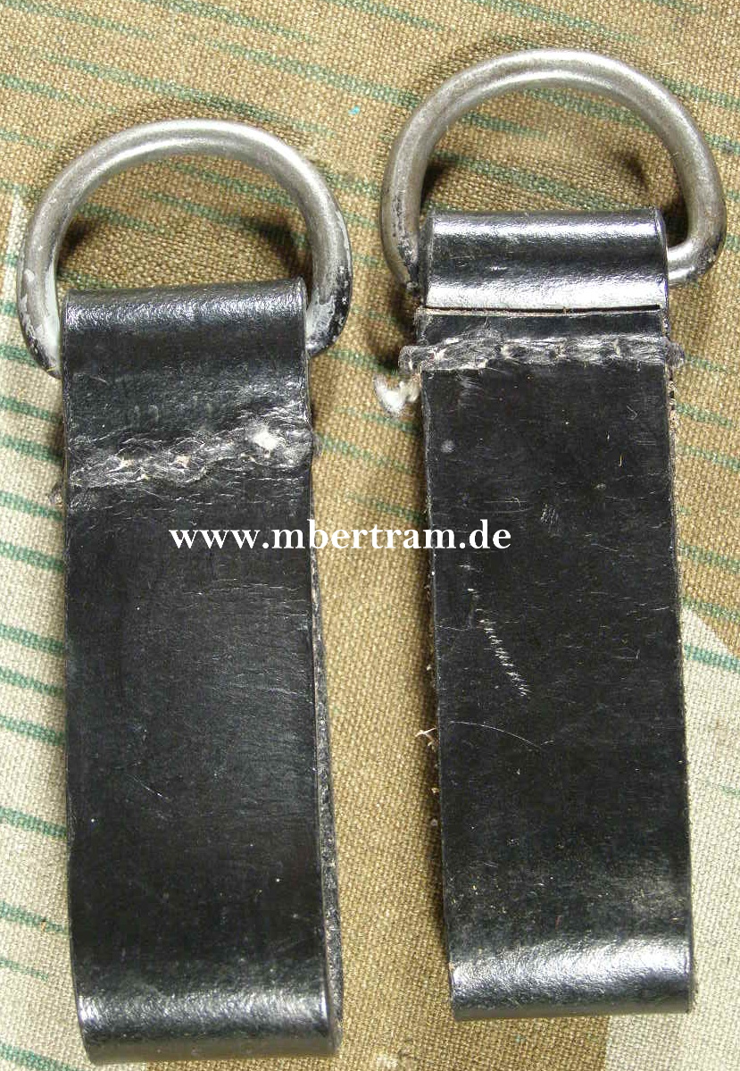 III Reich, zusammengehöriges Pärchen Gürtelschlaufen
