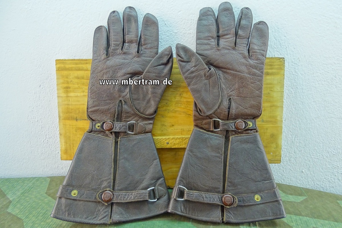 Wehrmacht Luftwaffe,  Paar Handschuhe für fliegendes Personal, gestempelt 1939