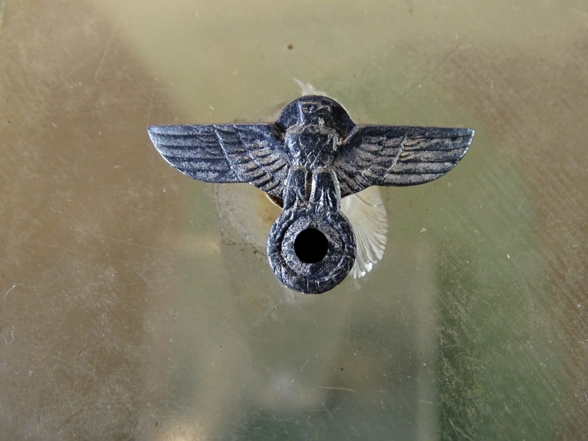 Griffadler für SA und SS Dienstdolche M 33 / M 36, Feinzink, ohne Splinte. 