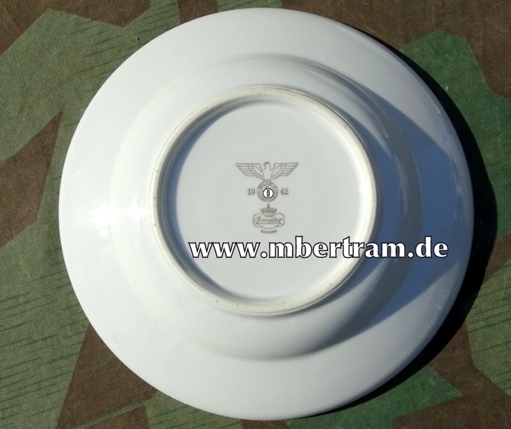 Wehrmacht Suppenteller, Adler, Bareuther Bavaria, 1942