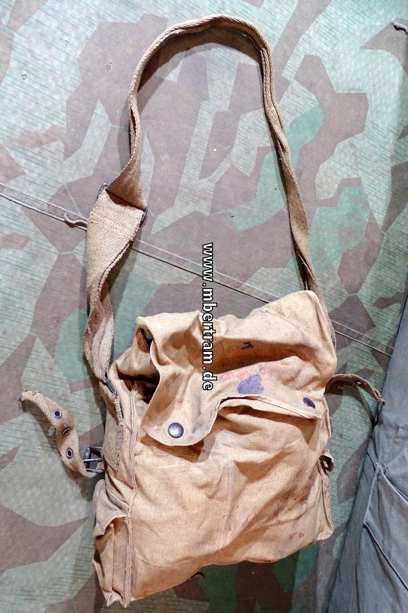 Reichsluftschutz: Tschechische Fatra Beute Gas Maske in Tasche mit Filter