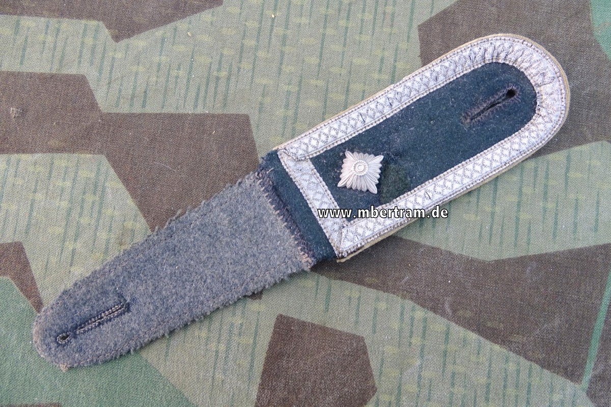 Wehrmacht Infanterie, Felwebel  , einzel Schulterklappe zum Schlaufen