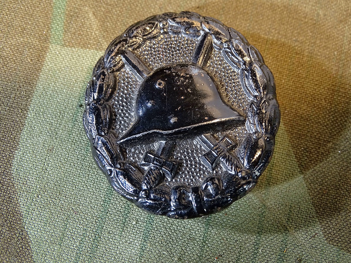 Verwundeten Abzeichen 1914 in schwarz, Eisen, hohl geprägt