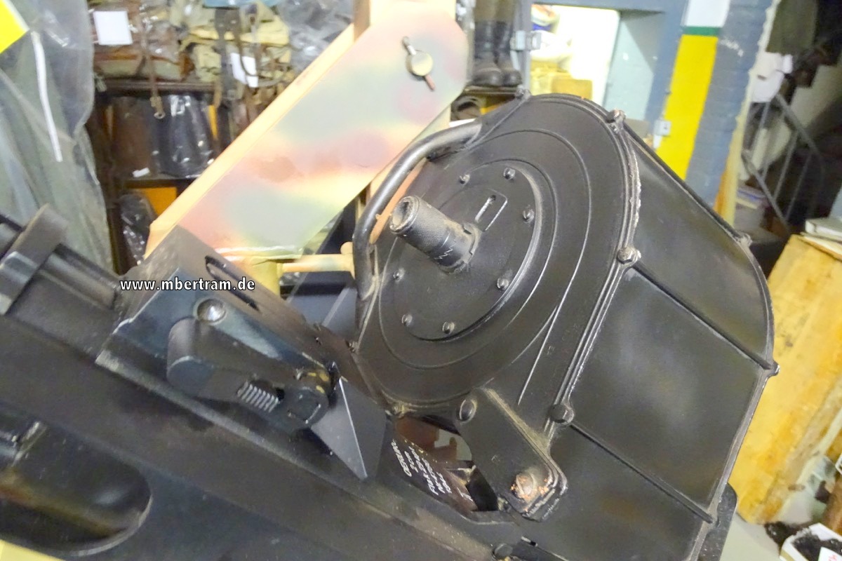 13775-16xhAujzs5mZY58 20 mm Deko Flak 29 ,( Oerlikon ) Kriegsmarine, Restauriert mit Behelfslafette