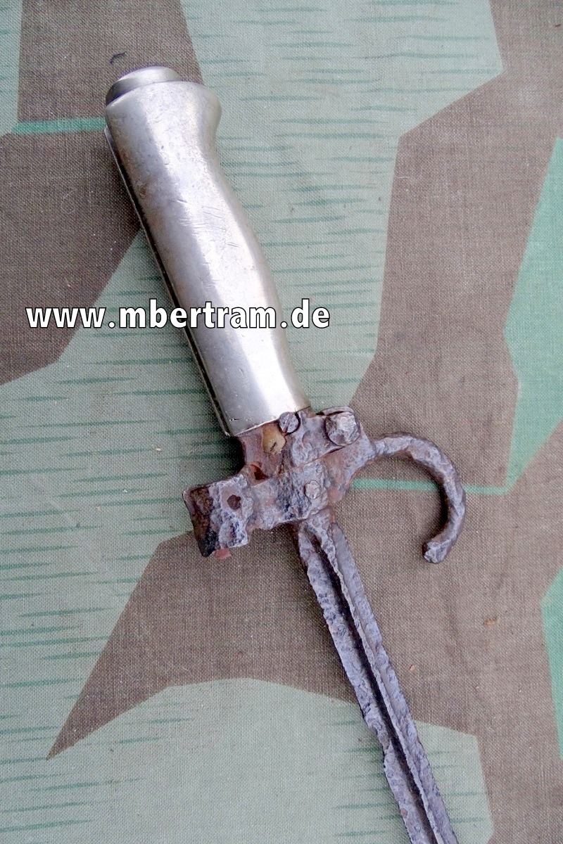 Frankreich Lebel Bajonett M 1886, 1. Mod.  4-kannt Klinge, Fundstück