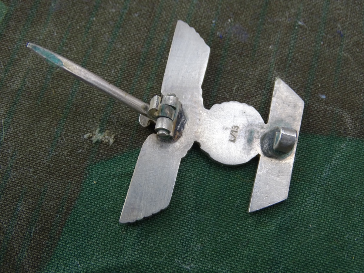 Wiederholungsspange 1939 zum Eisernen Kreuz 1. Klasse 1914, Buntmetall, L / 13, 2. Modell