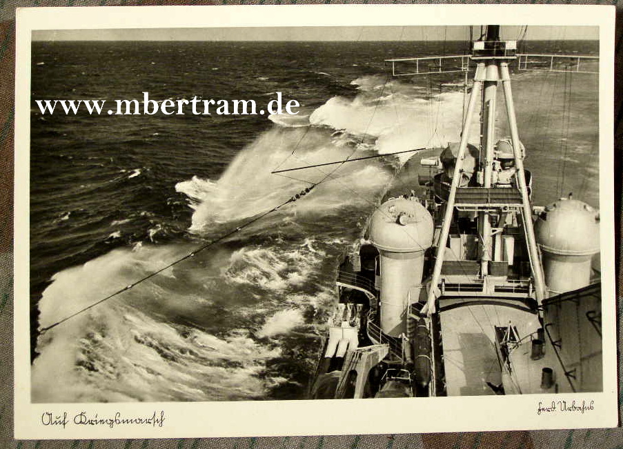 Kriegsmarine : "Heck eines Schlachtschiffes bei rauher See"