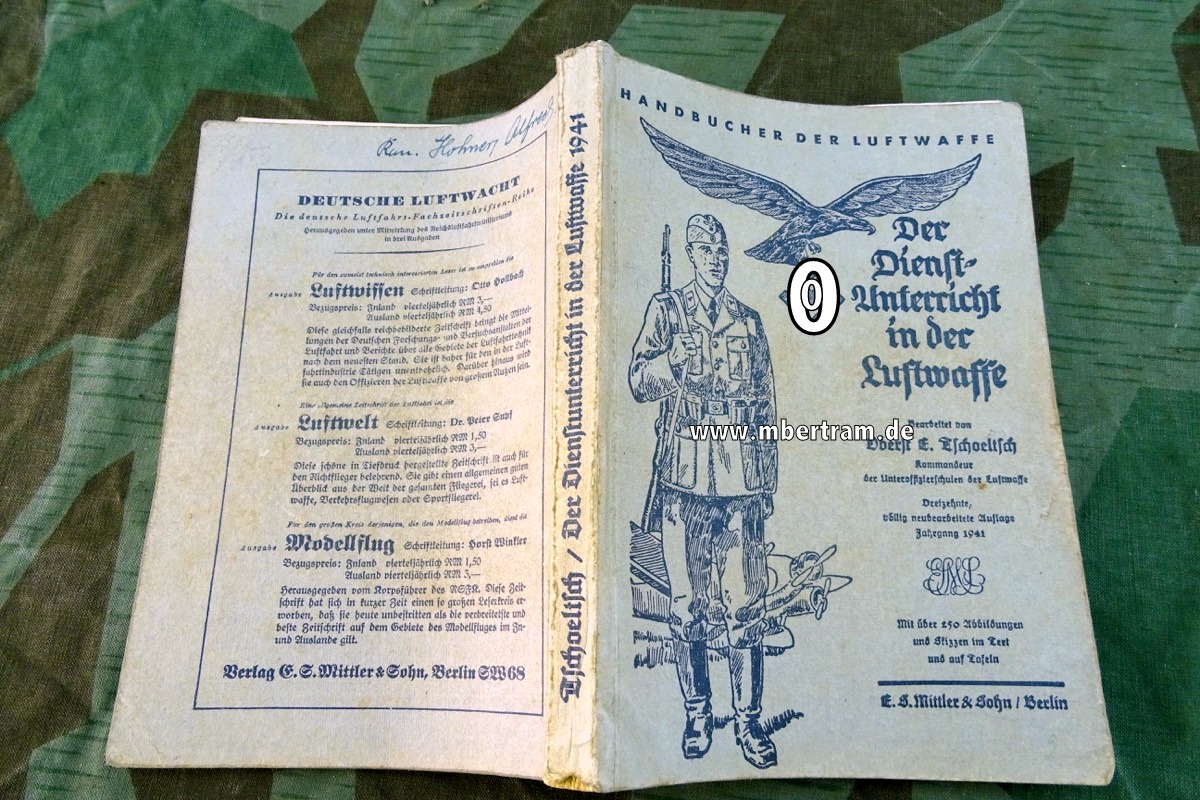 Handbuch der Luftwaffe-  Der Dienstunterricht in der Luftwaffe 1941, 304 S. über 250 Abb